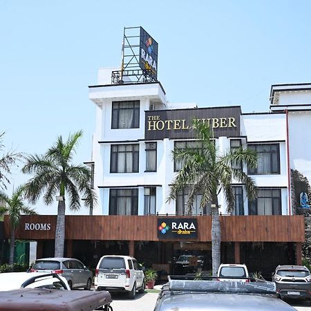 Hotel Kuber Rāi エクステリア 写真