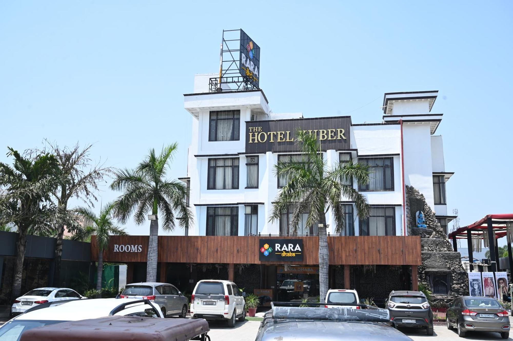 Hotel Kuber Rāi エクステリア 写真